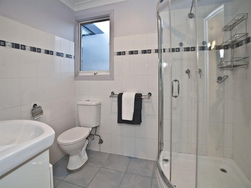 12 Withers Avenue, Mulgrave VIC 3170