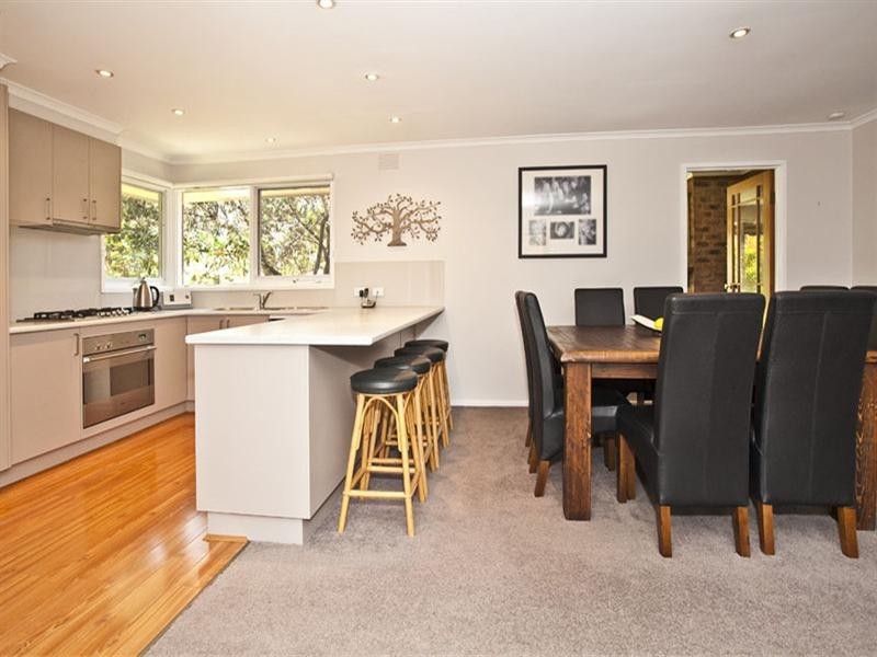 49 Mary Avenue, Wheelers Hill VIC 3150