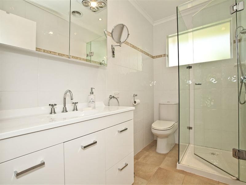 49 Mary Avenue, Wheelers Hill VIC 3150