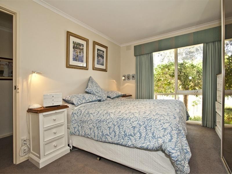 49 Mary Avenue, Wheelers Hill VIC 3150