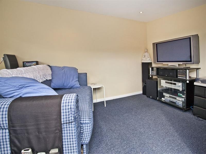 8 Settlers Court, Vermont South VIC 3133