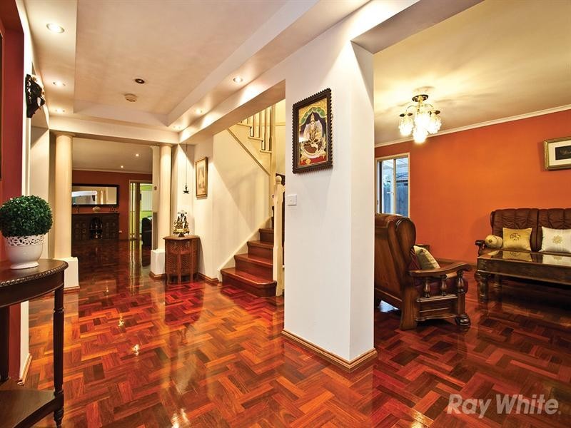 46 Jenola Parade, Wantirna South VIC 3152