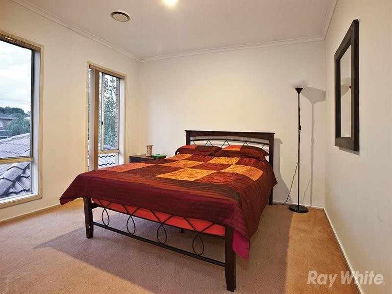 46 Jenola Parade, Wantirna South VIC 3152