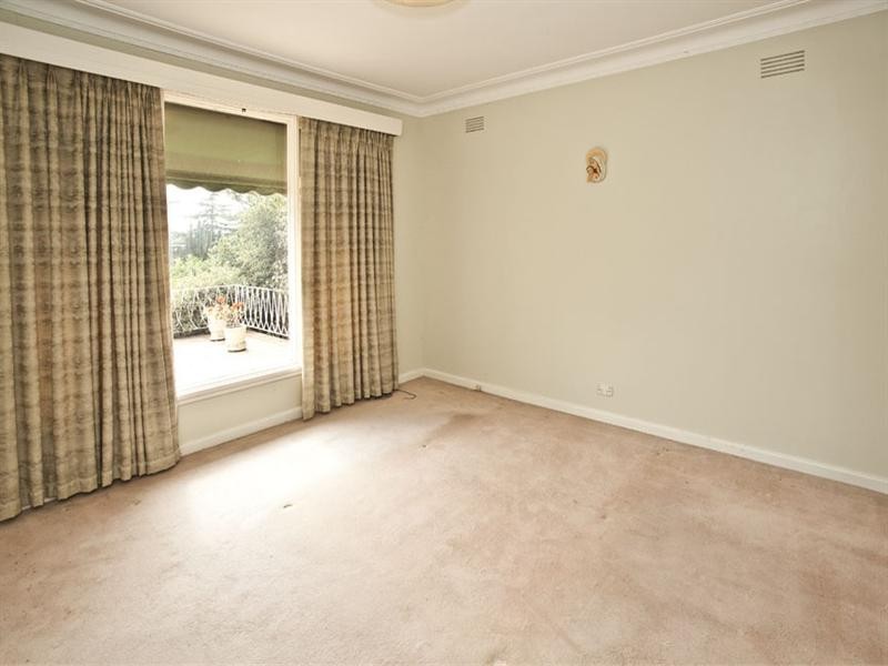 562 Waverley Road, Glen Waverley VIC 3150