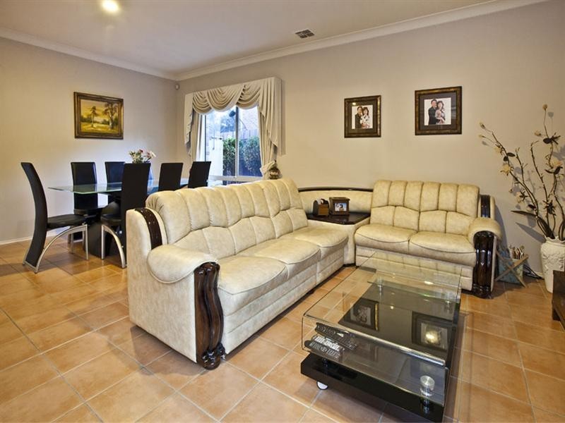 41 Crows Lane, Glen Waverley VIC 3150