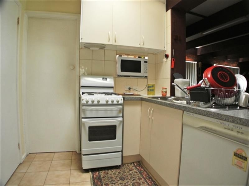 4 Sandowen Avenue, Burwood East VIC 3151