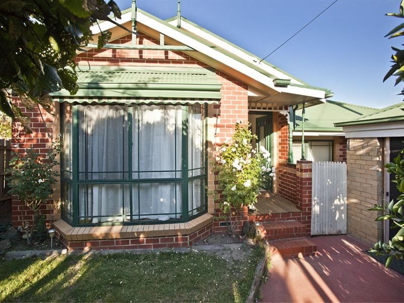 8 Cora Court, Mount Waverley VIC 3149