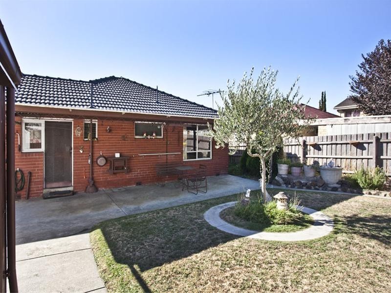 5 Plato Crescent, Wheelers Hill VIC 3150