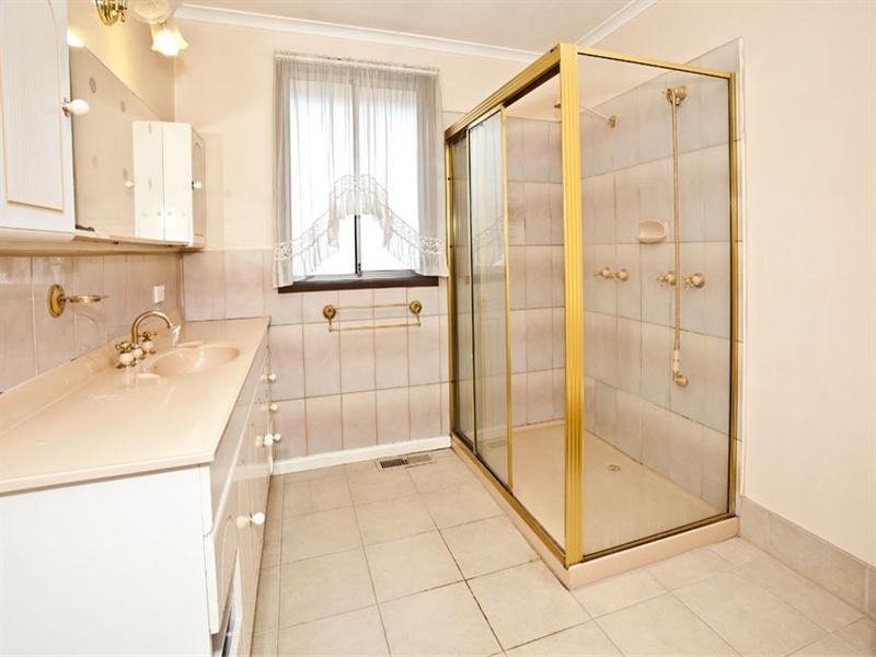 12 Andelana Avenue, Wheelers Hill VIC 3150