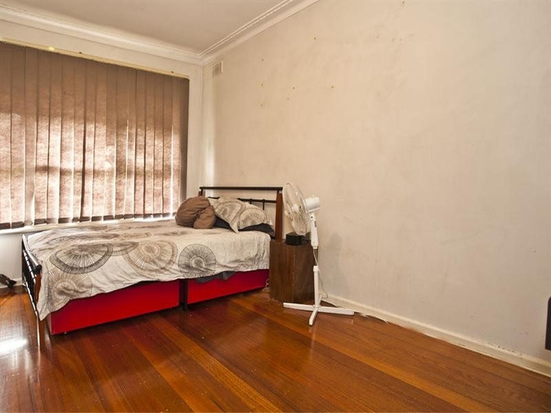 4 Cumming Street, Burwood VIC 3125