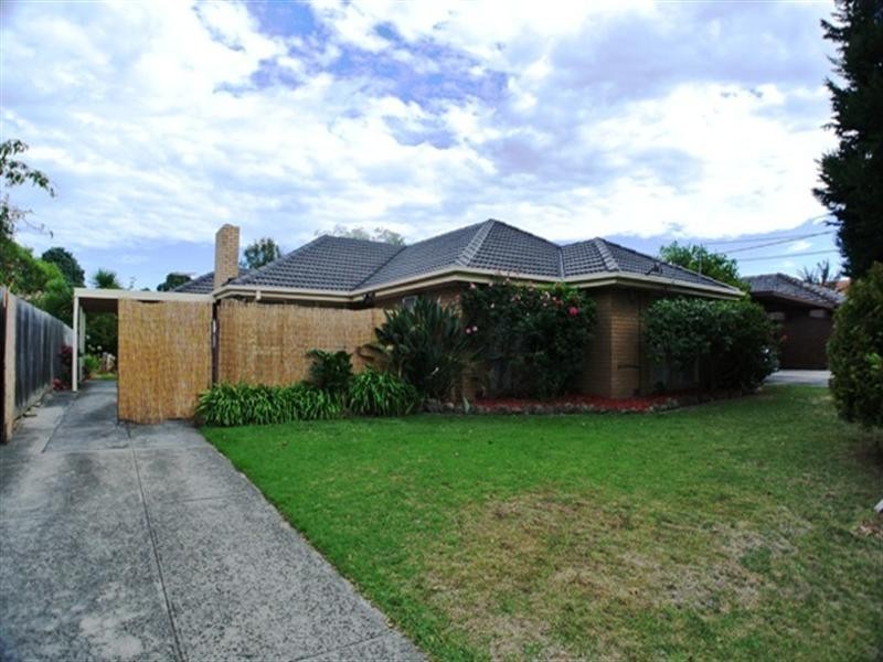 11 Capital Avenue, Glen Waverley VIC 3150