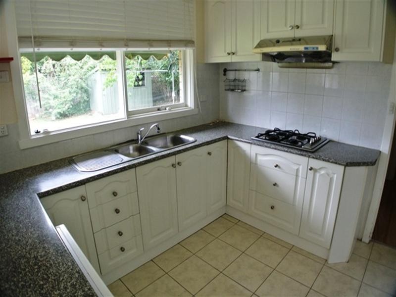 11 Capital Avenue, Glen Waverley VIC 3150