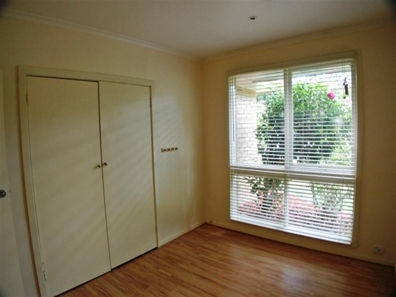 11 Capital Avenue, Glen Waverley VIC 3150