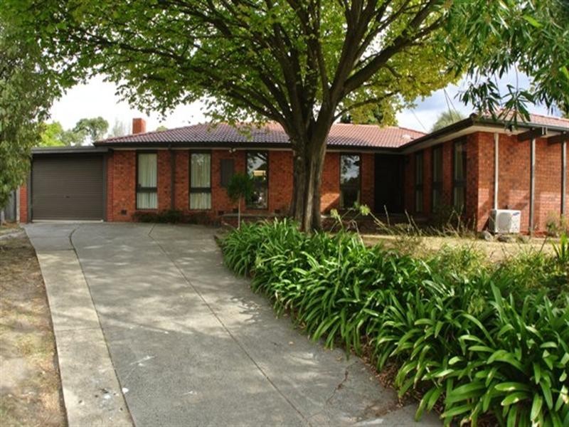 5 Dumfries Court, Glen Waverley VIC 3150