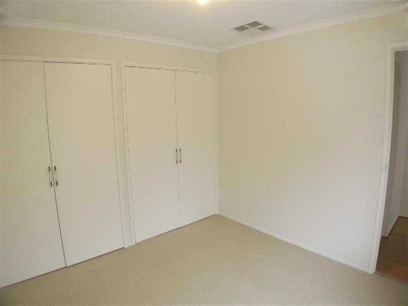 11 Chancellor Drive, Wheelers Hill VIC 3150