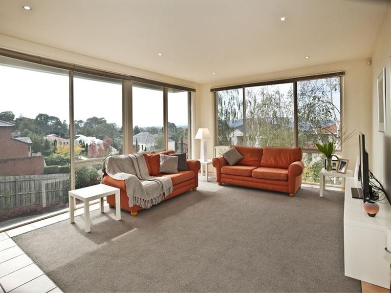 13 Strathconnan Place, Wheelers Hill VIC 3150