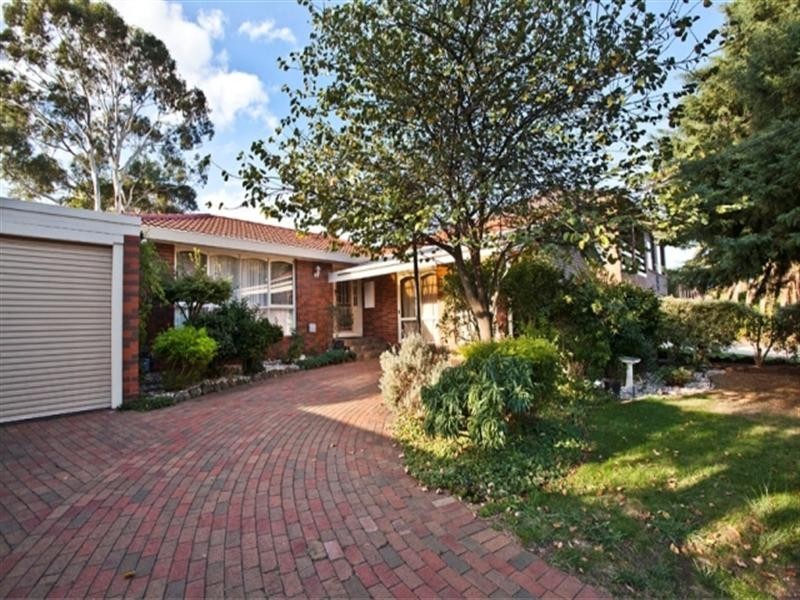 7 Gainsborough Avenue, Wheelers Hill VIC 3150