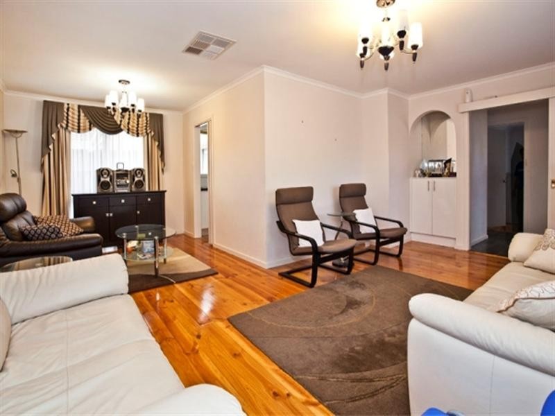 7 Gainsborough Avenue, Wheelers Hill VIC 3150