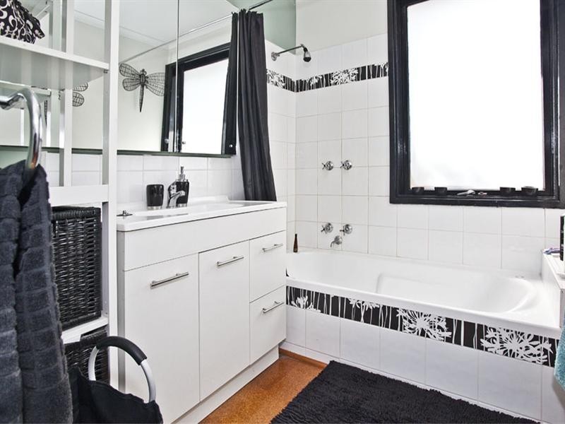 38 Excalibur Avenue, Glen Waverley VIC 3150