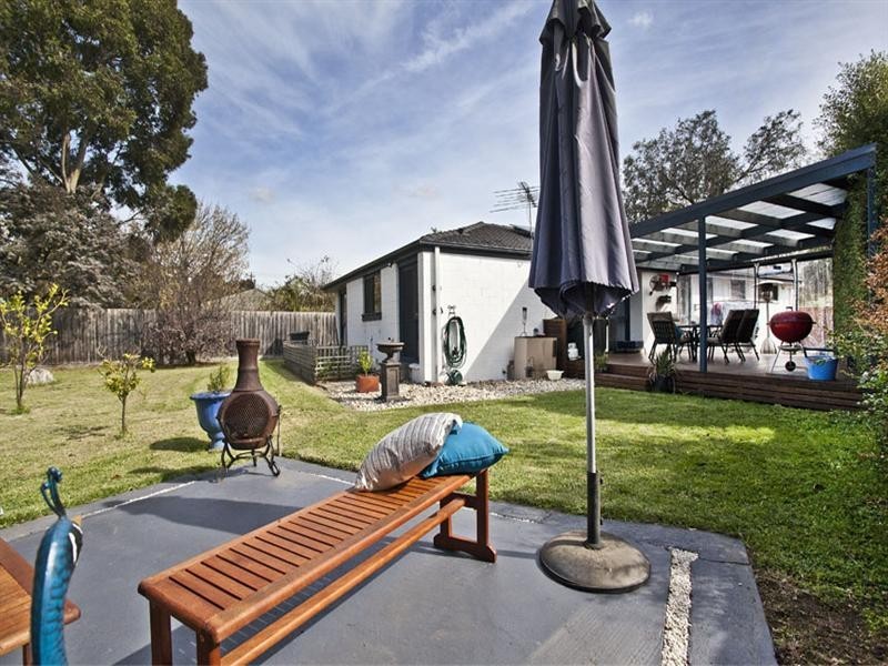 38 Excalibur Avenue, Glen Waverley VIC 3150