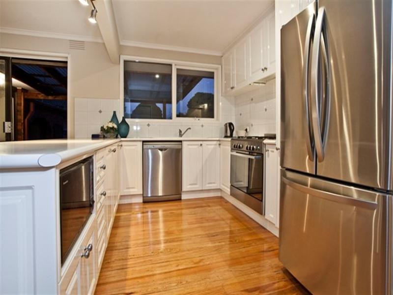 46 Rawdon Hill Drive, Dandenong North VIC 3175