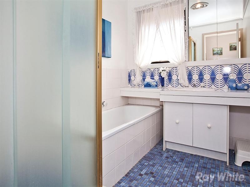 4 Fernly Court, Wheelers Hill VIC 3150