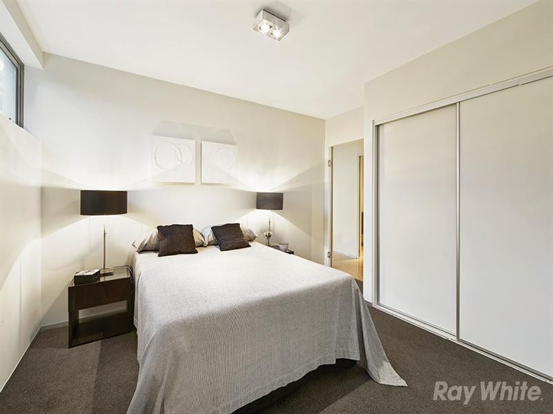 1/24 Bogong Avenue, Glen Waverley VIC 3150