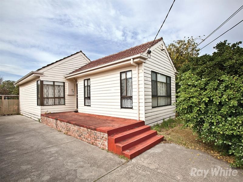 12 Harlington Street, Clayton VIC 3168