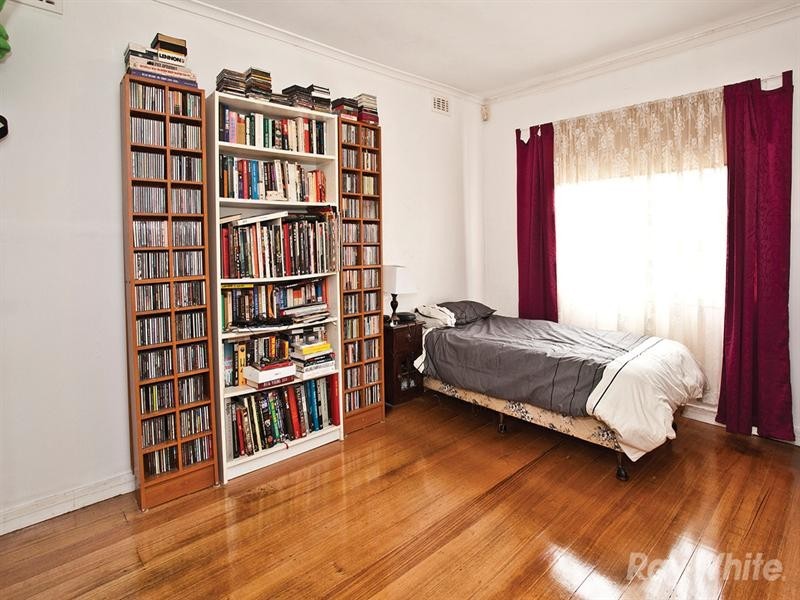 12 Harlington Street, Clayton VIC 3168