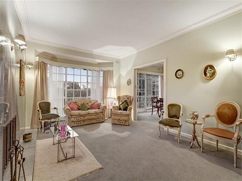 14 Farquharson Street, Mount Waverley VIC 3149