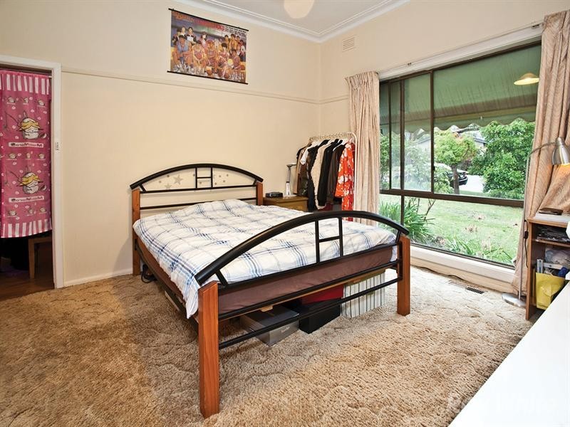 6 Myers Avenue, Glen Waverley VIC 3150