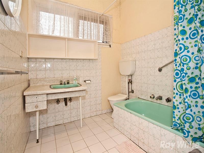 6 Myers Avenue, Glen Waverley VIC 3150