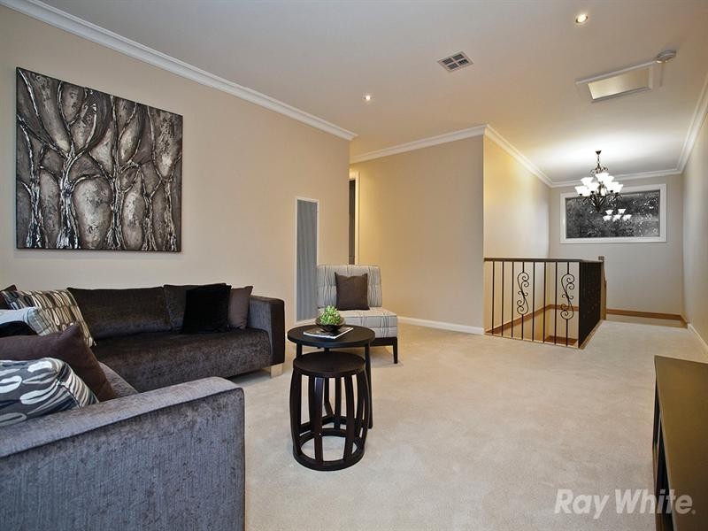 5 Neva Court, Mount Waverley VIC 3149