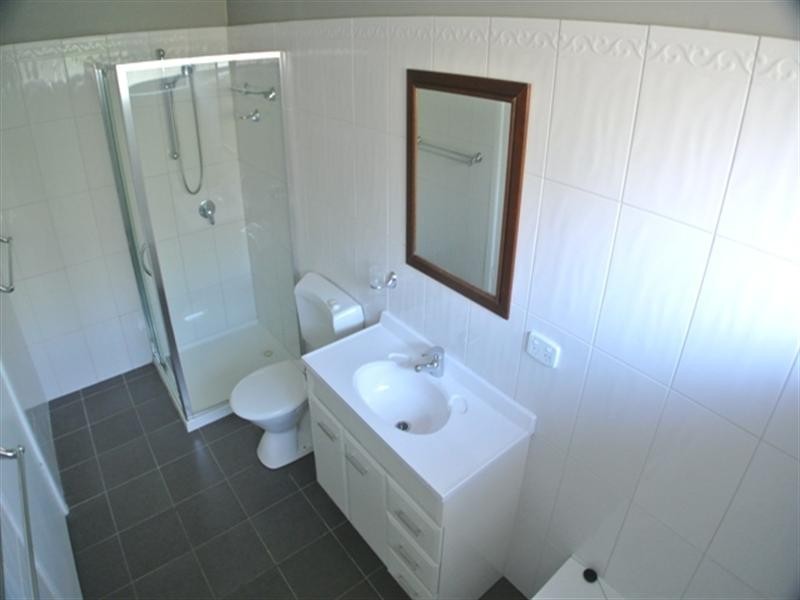 16 Cambridge Drive, Glen Waverley VIC 3150