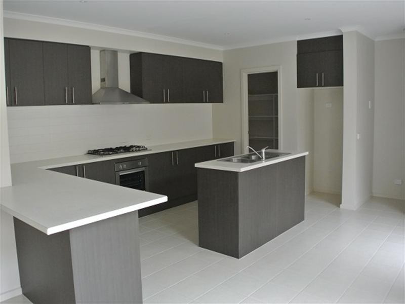 18 Steven Street, Dandenong VIC 3175