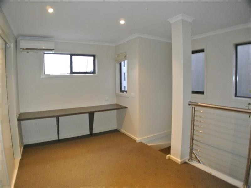 18 Steven Street, Dandenong VIC 3175