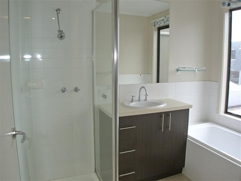 18 Steven Street, Dandenong VIC 3175