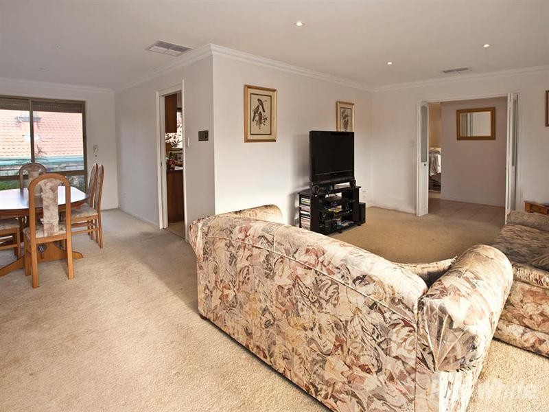 23 Bellbrook Drive, Dandenong North VIC 3175