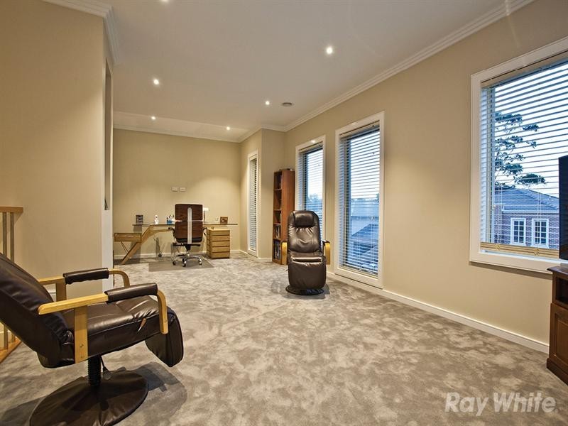 14 Aitchison Court, Glen Waverley VIC 3150