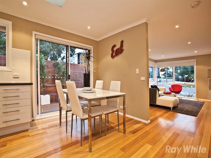 1/2 Monash Drive, Mulgrave VIC 3170