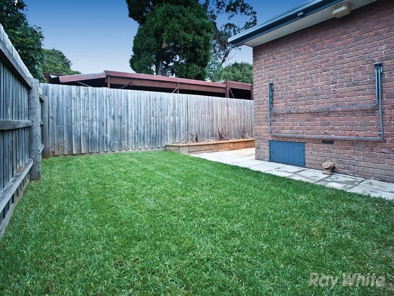1/2 Monash Drive, Mulgrave VIC 3170