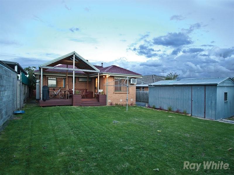 10 Dava Court, Dandenong North VIC 3175