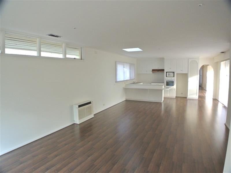 5 Dunsmuir Drive, Mount Waverley VIC 3149