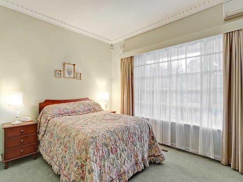 14 Farquharson Street, Mount Waverley VIC 3149