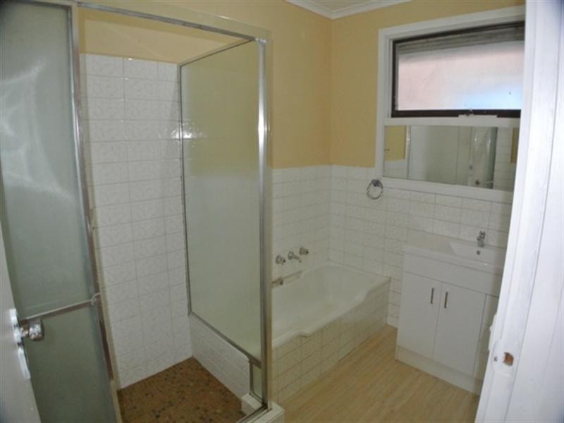 7 Eastleigh Drive, Glen Waverley VIC 3150