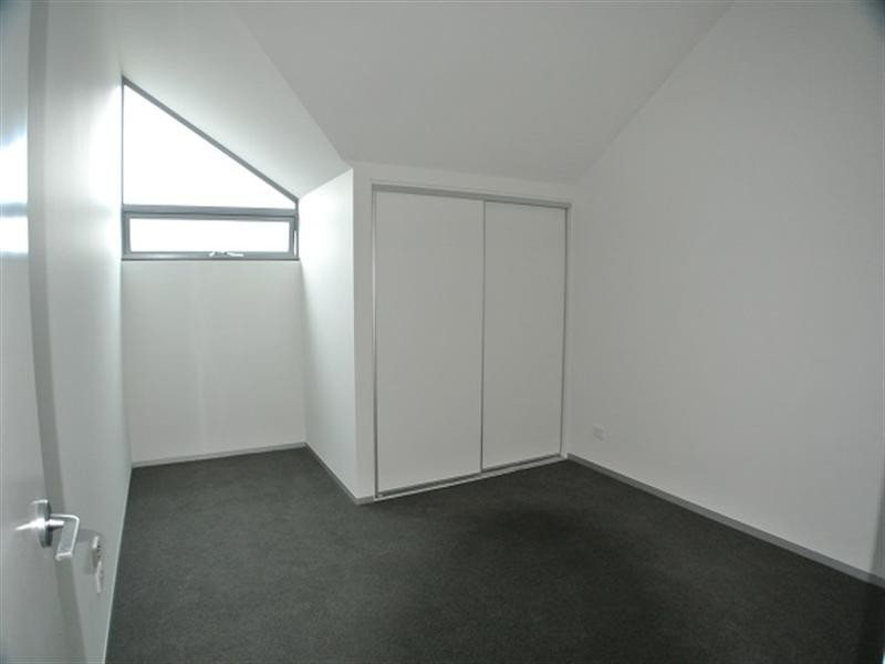 9/24 Bogong Avenue, Glen Waverley VIC 3150