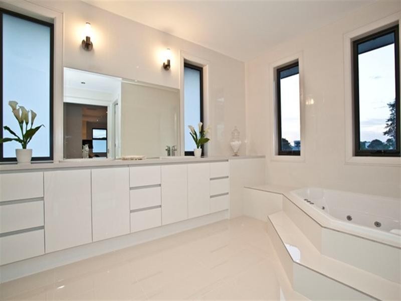 26 Mount Street, Glen Waverley VIC 3150