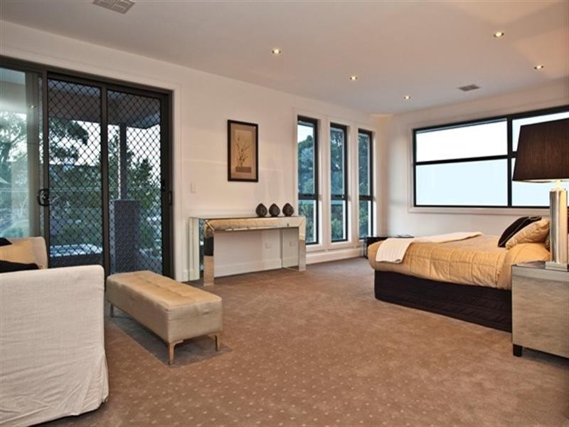 26 Mount Street, Glen Waverley VIC 3150