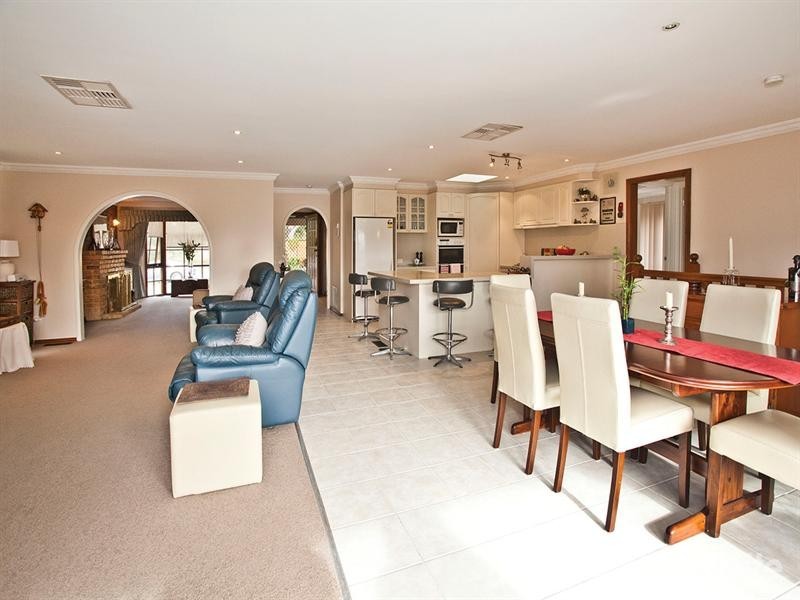 933 Ferntree Gully Road, Wheelers Hill VIC 3150