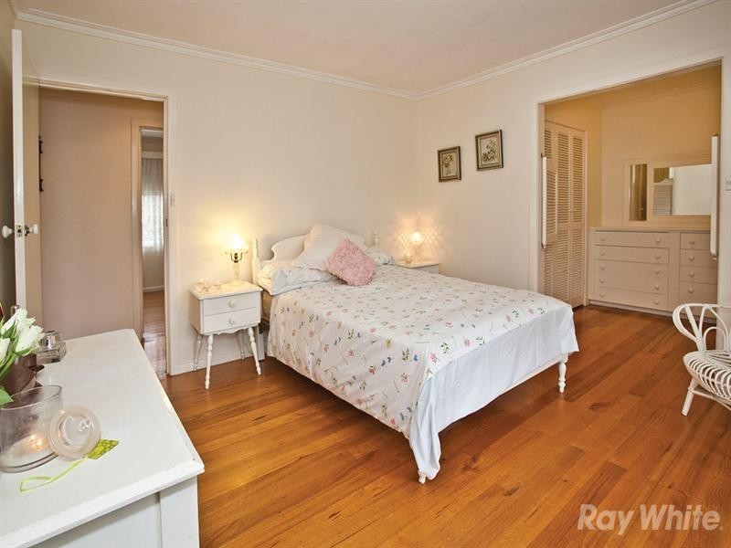 9 Stableford Avenue, Glen Waverley VIC 3150